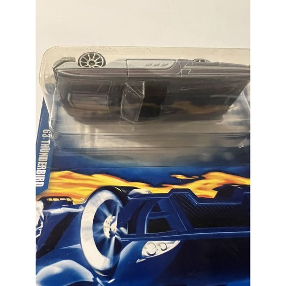 2003 35th Anniversary Edition '63 Thunderbird 1:64 Scale Collector Car #119 - Picture 3 of 4